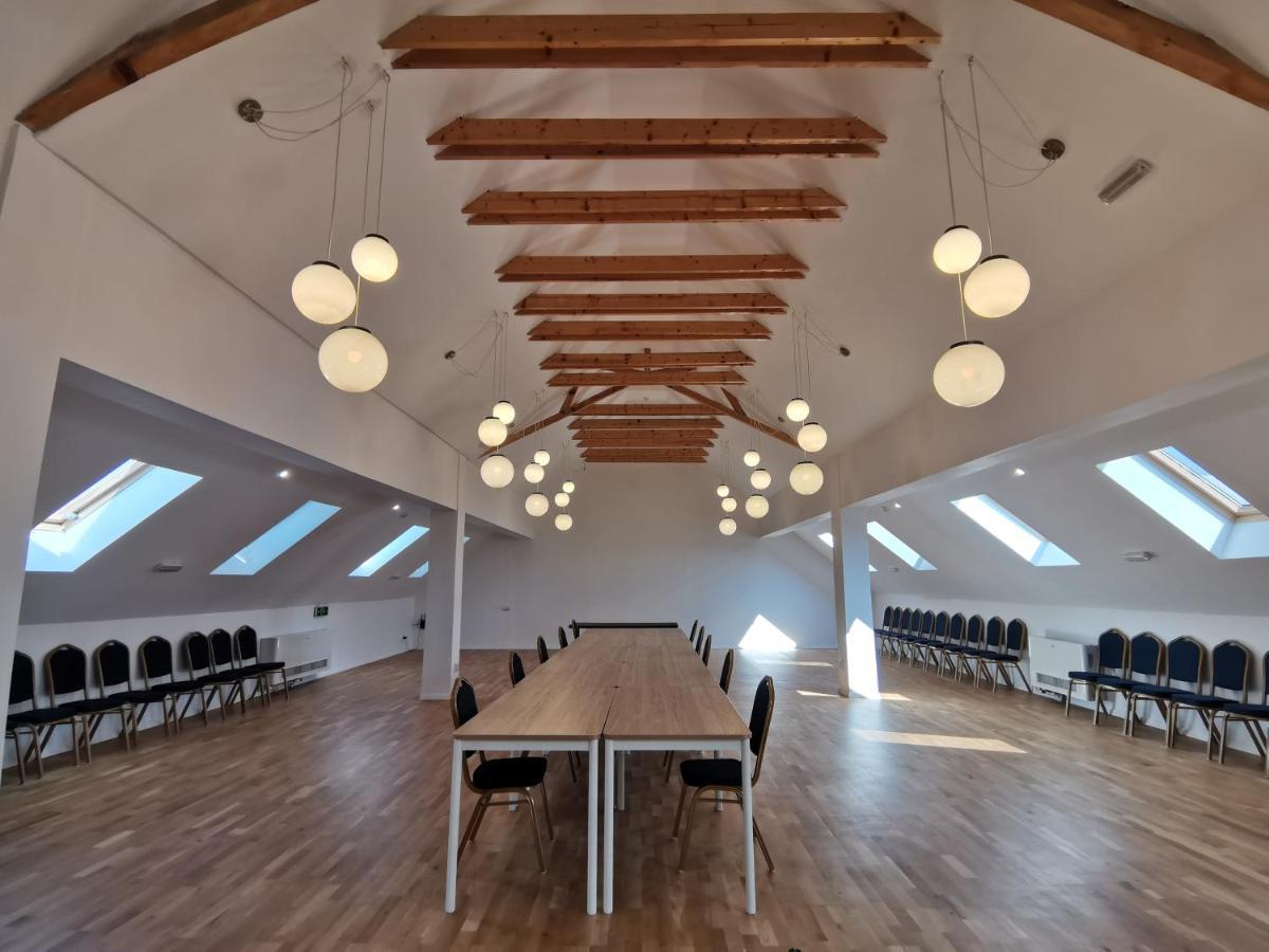 Pensiunea Salina Gymnasium Turda Ngoại thất bức ảnh